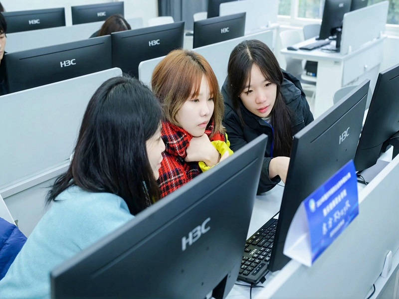 比赛中.jpg